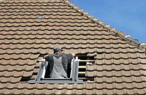 Pose de velux - Saint-Martin-le-Vieux